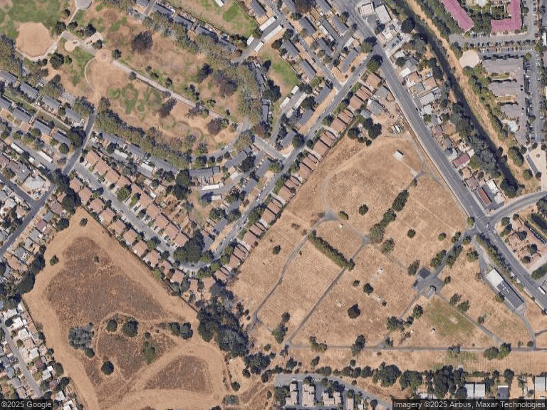 45 Parrott St Vallejo